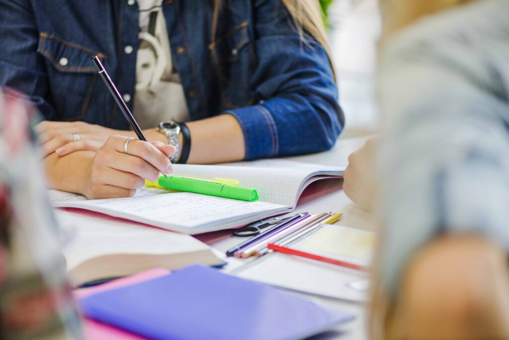 Défense de l'enseignement de la culture régionale